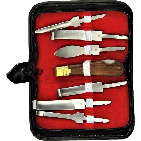 Комплект ножей копытных в футляре, 1 комплект